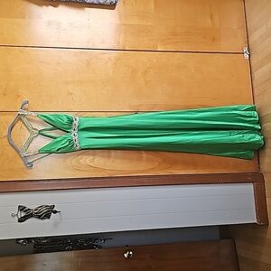 Faviana gorgeous green gown